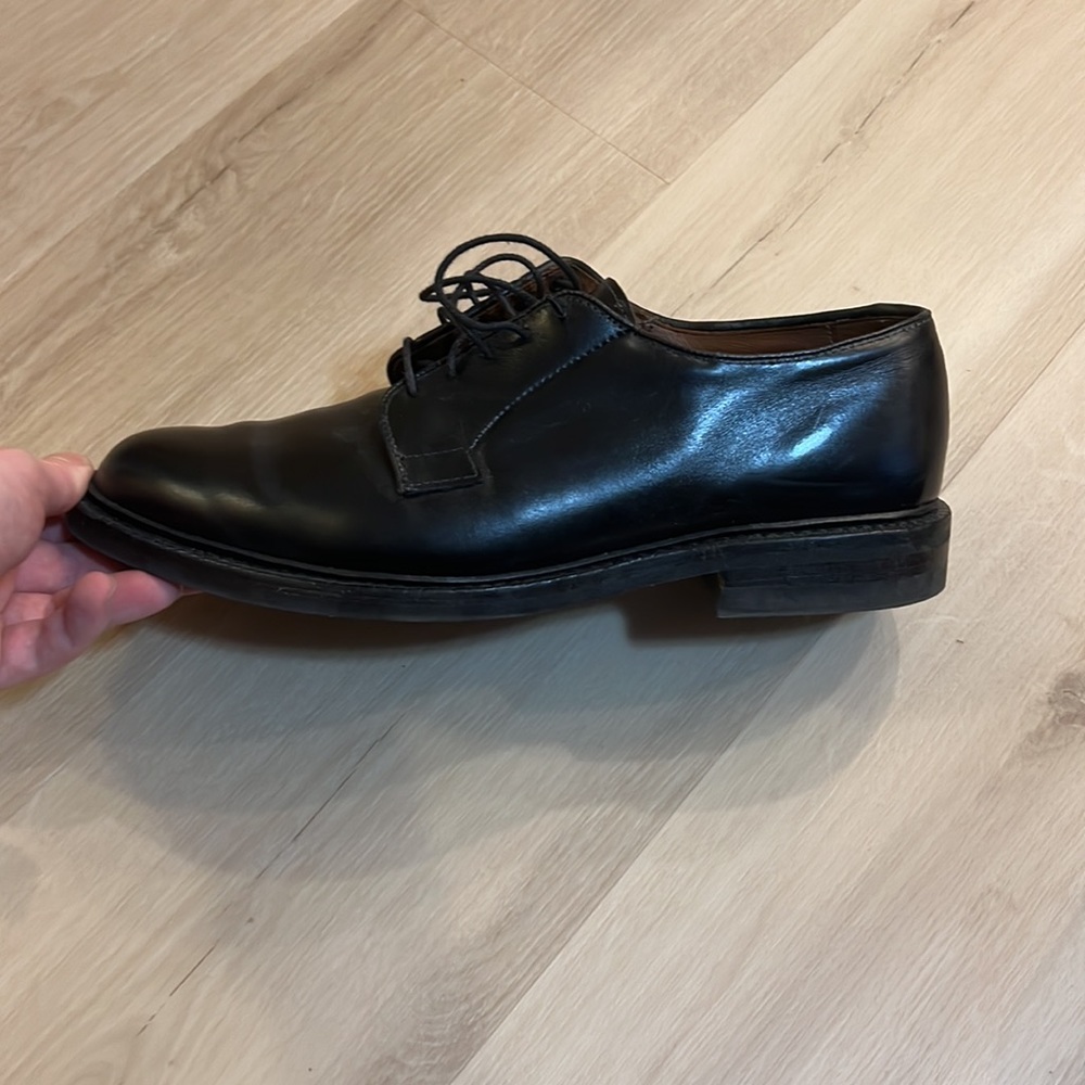 Black Allen Edmonds Dress Shoes. Size 10.5 D width - Picture 5 of 8